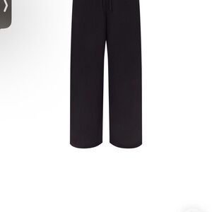 SKIMS Black Straight Leg Pants USED 1 time